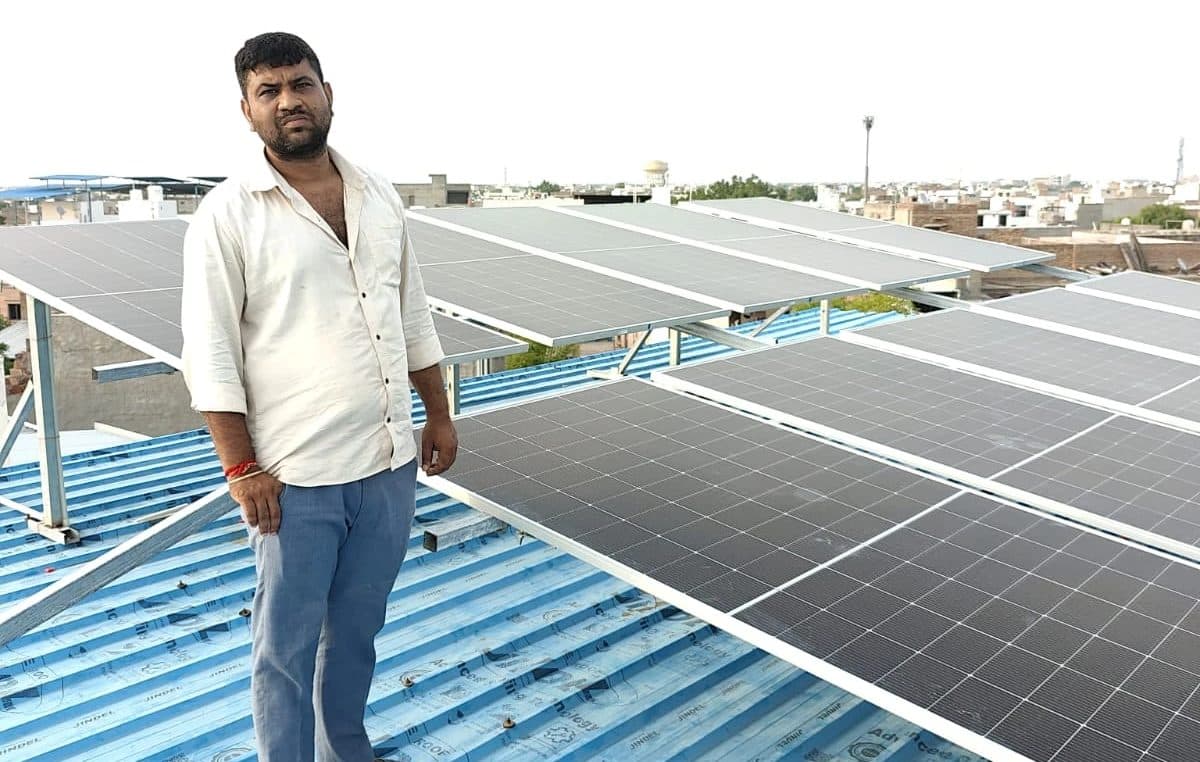 Tin-shed roof mounting by Balaji Solar & Steel Fabrication in Rabariyo Ka Tanka, Balotra, Rajasthan