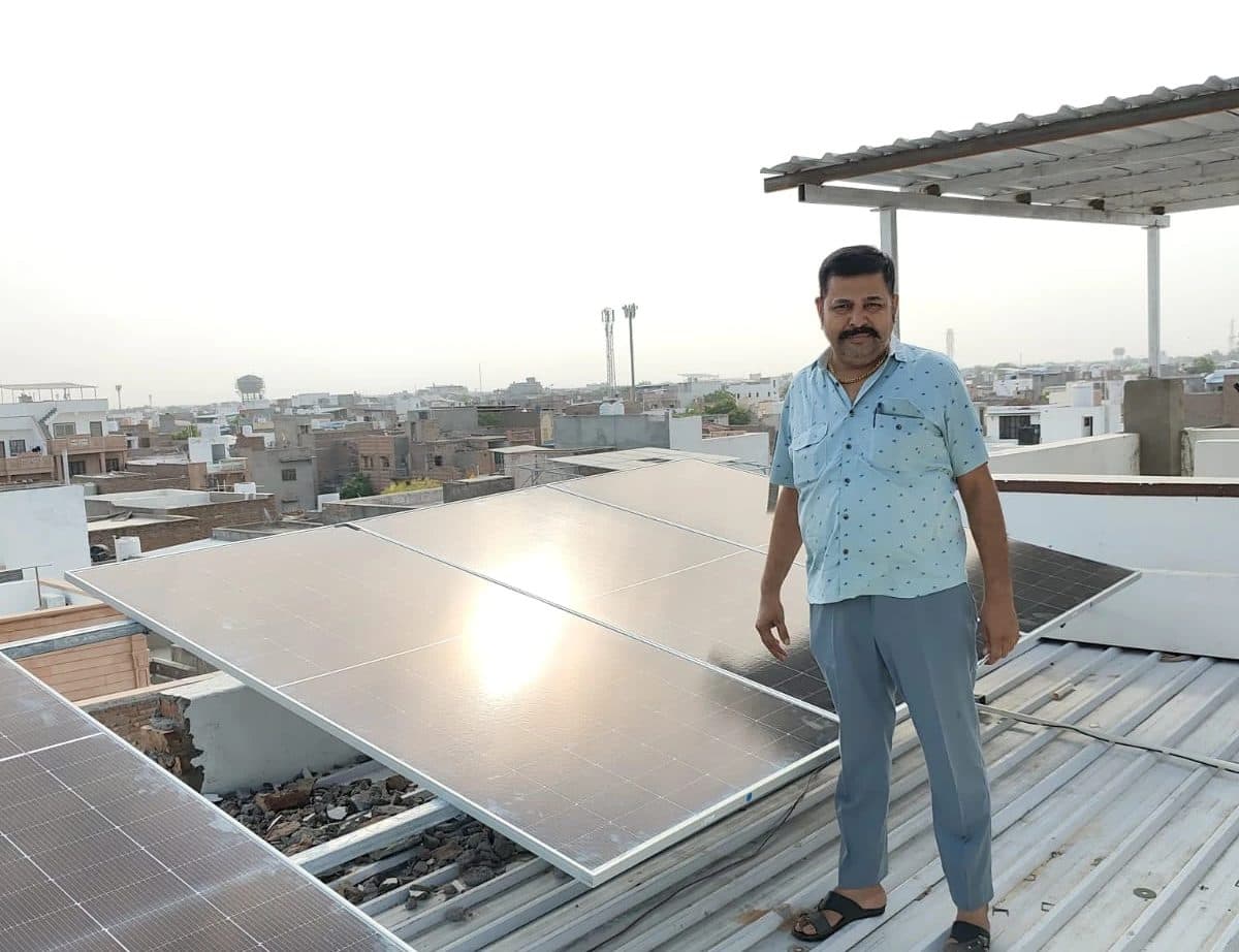 Tin-shed roof mounting by Balaji Solar & Steel Fabrication in Ward 18, Balotra